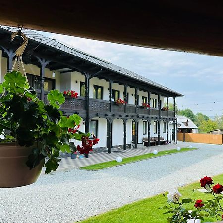 Pensiunea Suci Botiza Exterior photo